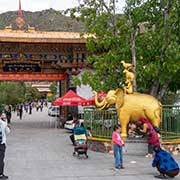 Entrance gate, Sera Monastery