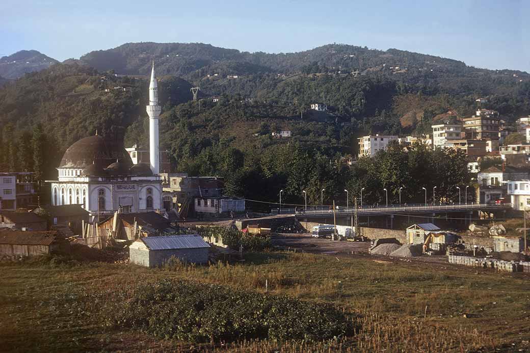 Merkez Yeni Mosque, Vakfıkebir