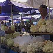 Selling cauliflower, Fergana