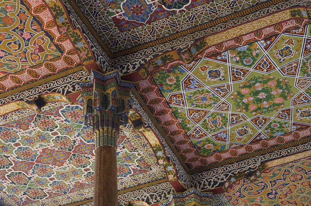 Jami Mosque portico ceiling