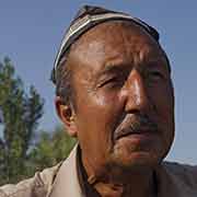 Friendly Uzbek man, Marg'ilon