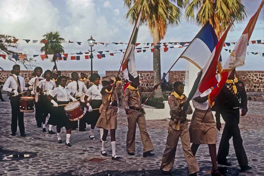 Boy scouts and drum band, Fort Oranje