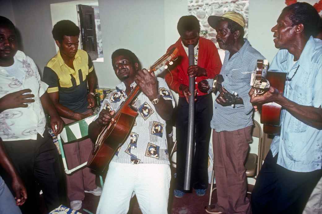 “Hippie Band”, Oranjestad