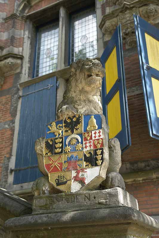 Shield, Chancellery