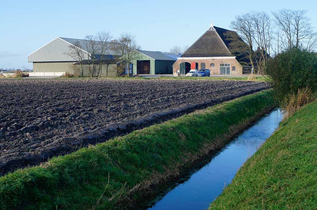 Farm near Waaxens