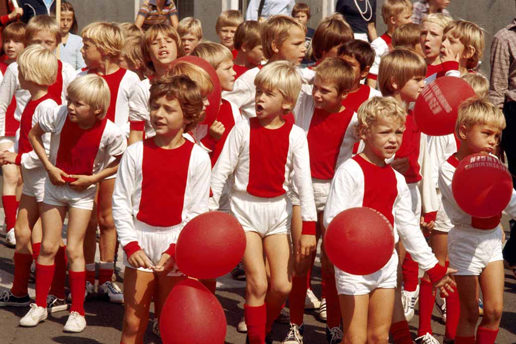 Kids in red and white