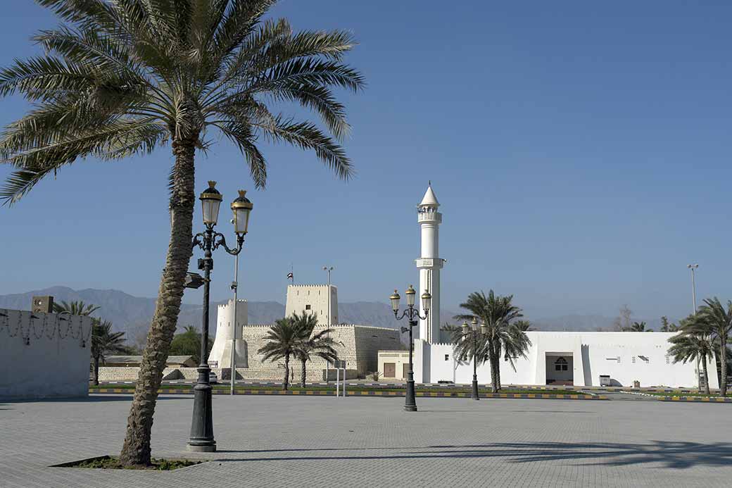 Kalba Fort and mosque